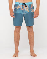 V8 BOARDSHORT