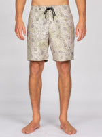 V8 BOARDSHORT