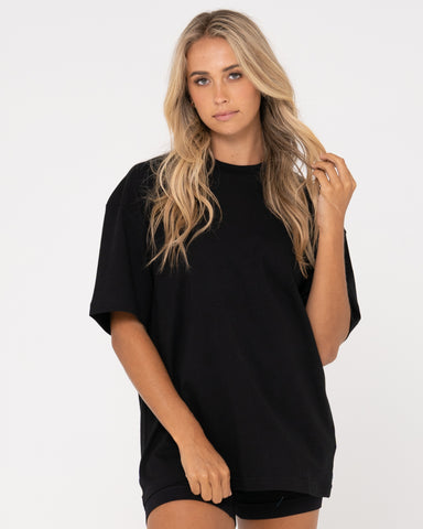 BLANKS OVERSIZED FIT TEE