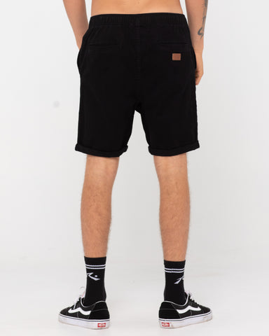 HOOKED ON 18 ELASTIC SHORT